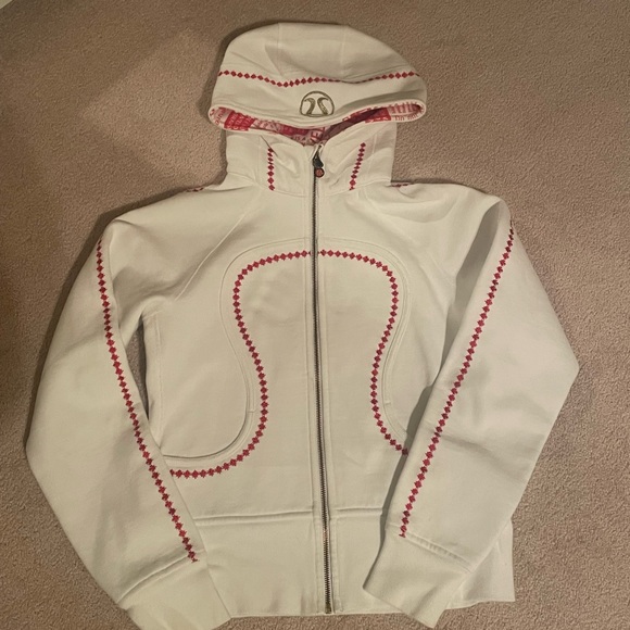 Canada Lululemon Zip up - Picture 1 of 5